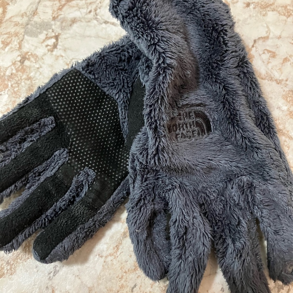 The North Face Charcoal Fleece Gloves